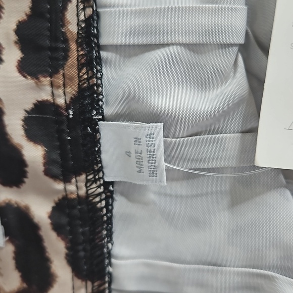New York Leopard Print Mini Skirt Size 4 NWT - Picture 5 of 7